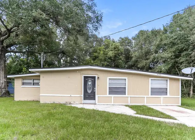 Property at 3045 W 15th St, Jacksonville, FL, 32254, 3 beds, 1.5 baths, [object Object]