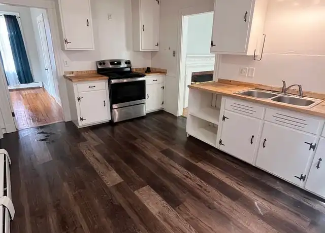 Property at 14 West St Unit 1, Waterville, ME, 04901, 3 beds, 1 bath, [object Object]
