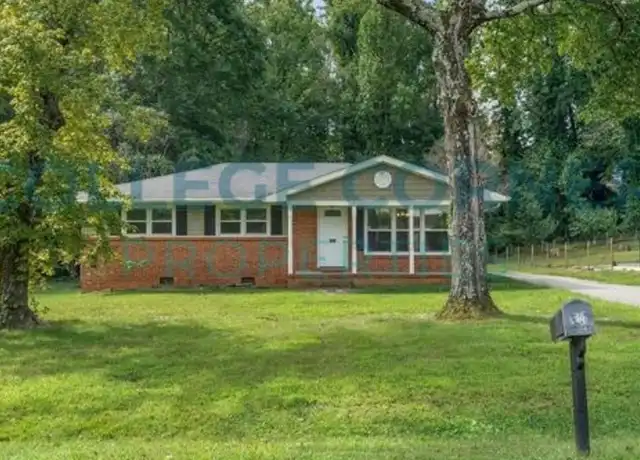 Property at 1212 Brookwood Dr, Winston Salem, NC, 27106, 4 beds, 2 baths, [object Object]