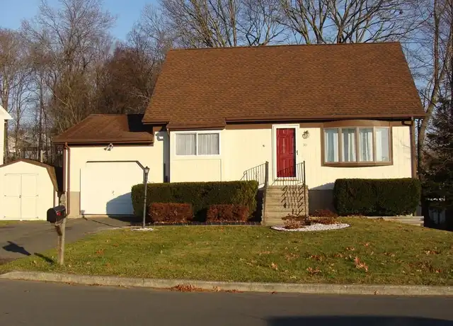 Property at 30 Thistle Down Ln, Naugatuck, CT, 06770, 3 beds, 2 baths, [object Object]