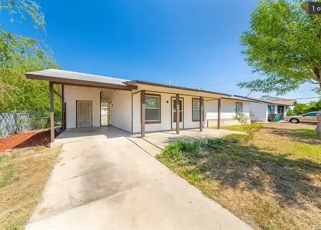 Property at 107 Oak Valley Dr, San Antonio, TX, 78227, 4 beds, 1 bath, [object Object]