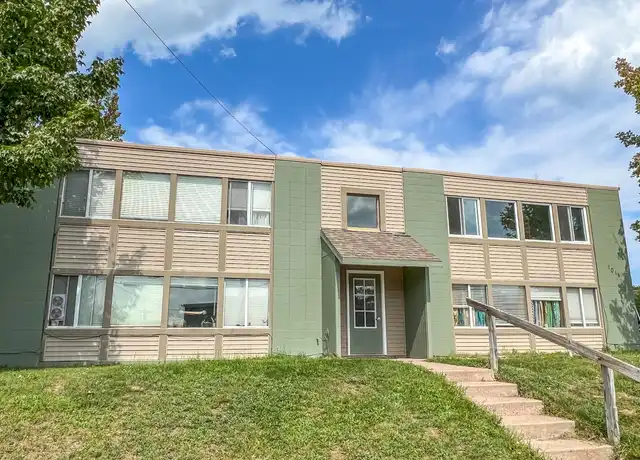 Property at 1014 W Bluff St Unit 2, Marquette, MI, 49855, 1 bed, 1 bath, [object Object]
