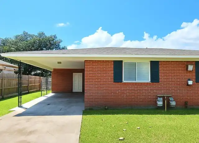 Property at 110 Tau St Unit A, Belle Chasse, LA, 70037, 3 beds, 1.5 baths, [object Object]