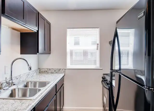 Property at Aspen Court - 1557 Hunter St, Urbana, IL, 61802, 1-3 bed, 1-1.5 bath, [object Object]