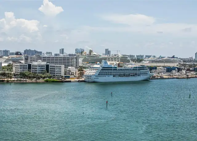 Property at 335 S Biscayne Blvd #1700, Miami, FL, 33131, 2 beds, 2 baths, [object Object]
