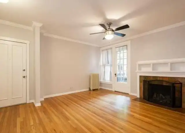 Property at 4019 N Clarendon Ave, Chicago, IL, 60613, 2 beds, 1 bath, [object Object]