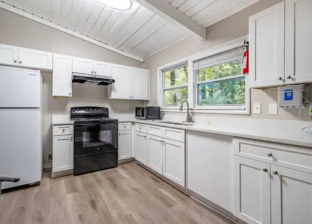 Property at 3668 Satellite Blvd, Ellenwood, GA, 30294, 1 bed, 1 bath, [object Object]