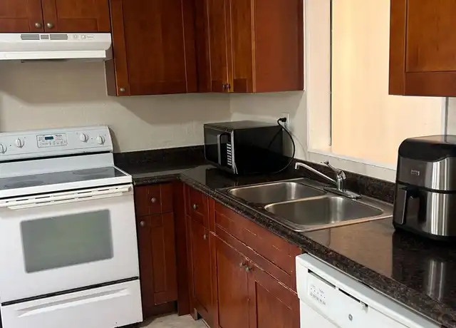 Property at 403 NW 68th Ave #417, Plantation, FL, 33317, 2 beds, 2 baths, [object Object]