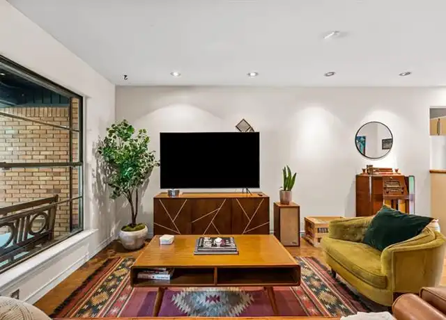 Property at 11616 Tuscany Way, Dallas, TX, 75218, 2 beds, 2 baths, [object Object]