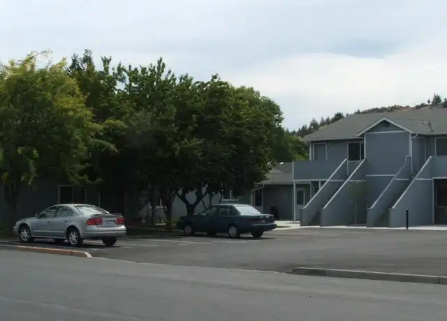 Property at 66 SW 3rd St Unit 06, Madras, OR, 97741, 2 beds, 1 bath, [object Object]