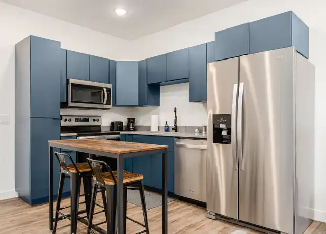 Property at 595 E Broad St Unit 1F, Columbus, OH, 43215, 1 bed, 1 bath, [object Object]