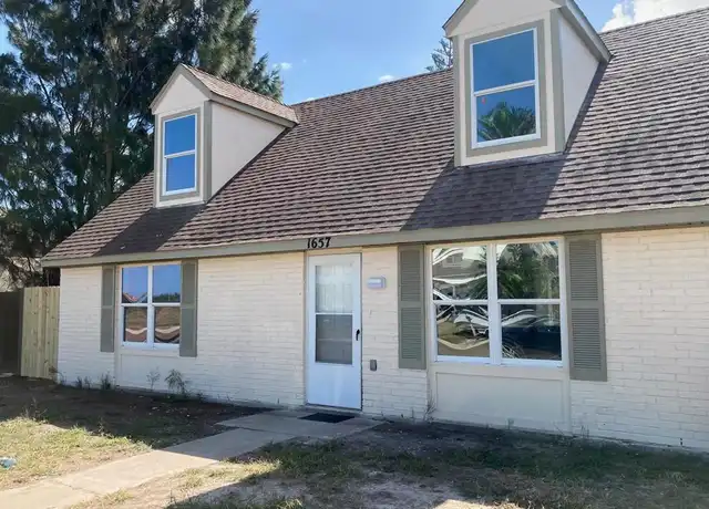 Property at 1657 N Shore Dr, Port Isabel, TX, 78578, 4 beds, 2 baths, [object Object]