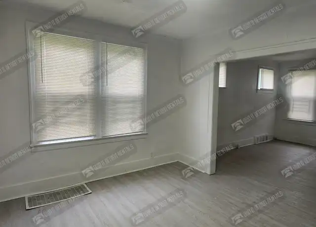 Property at 9839 Woodside St Unit 4, Detroit, MI, 48204, 2 beds, 1 bath, [object Object]