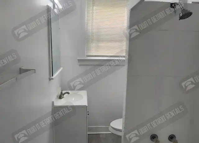 Property at 9839 Woodside St Unit 4, Detroit, MI, 48204, 2 beds, 1 bath, [object Object]
