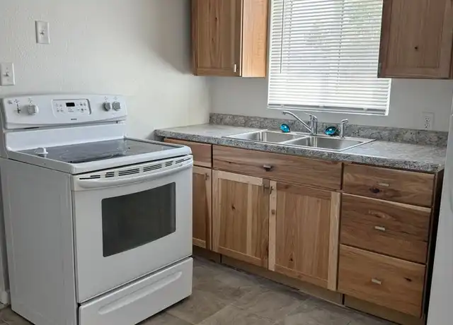 Property at 2217 E 19th St Unit 2217 1/2, Cheyenne, WY, 82001, 1 bed, 1 bath, [object Object]
