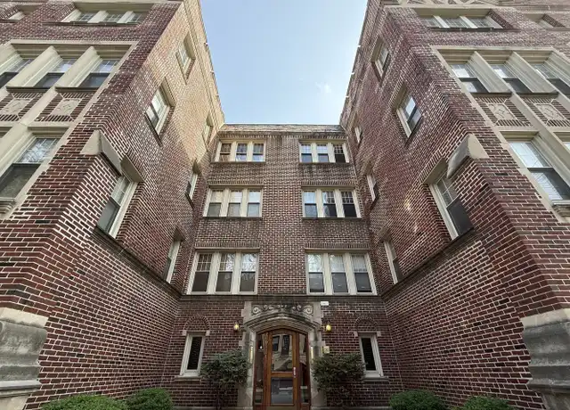 Property at 2611 W Rosemont Ave Unit A, Chicago, IL, 60659, 3 beds, 2 baths, [object Object]