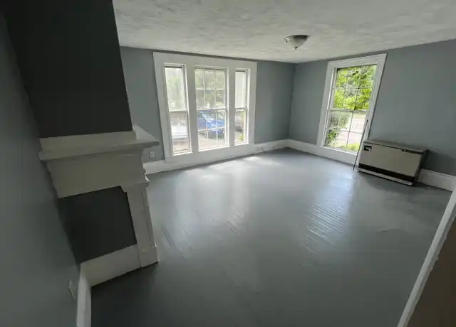 Property at 199 Main St Unit 1, Gorham, ME, 04038, 1 bed, 1 bath, [object Object]