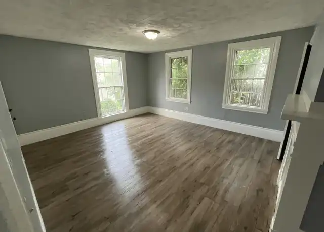 Property at 199 Main St Unit 1, Gorham, ME, 04038, 1 bed, 1 bath, [object Object]