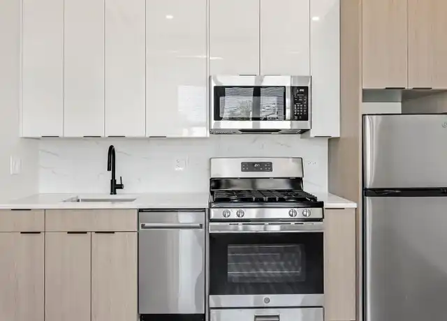 Property at 4533 N Clark St Unit 209, Chicago, IL, 60640, 1 bed, 1 bath, [object Object]