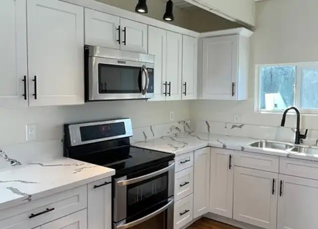 Property at 11571 Archwood St, North Hollywood, CA, 91606, 3 beds, 2 baths, [object Object]