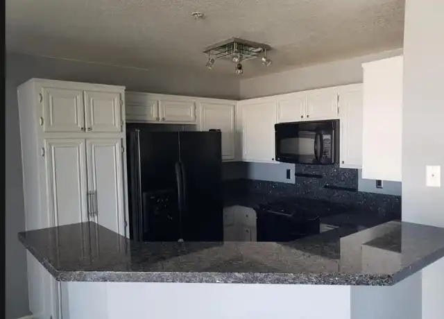 Property at 2560 Avenida Del Vis, Corona, CA, 92882, 2 beds, 2 baths, [object Object]