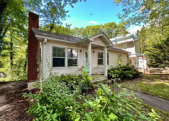 Property at 29 Evergreen Ave, Asheville, NC, 28806, 3 beds, 1 bath, [object Object]