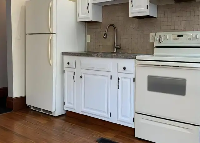Property at 221 Oxford St Unit 4, Rochester, NY, 14607, 1 bed, 1 bath, [object Object]
