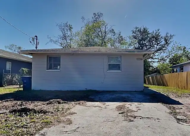 Property at 3207 E North Bay St, Tampa, FL, 33610, 3 beds, 1 bath, [object Object]