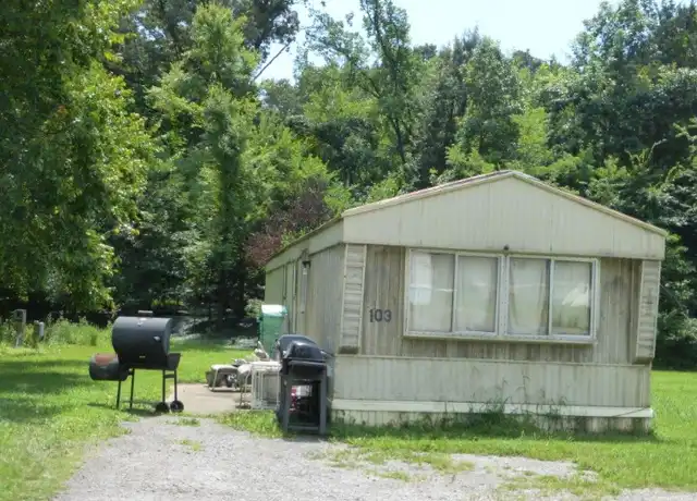 Property at 780 Power St, Clarksville, TN, 37042, 2 beds, 1 bath, [object Object]