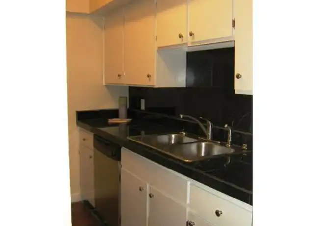 Property at 1509 W 39th 1/2 St, Austin, TX, 78756, 1 bed, 1 bath, [object Object]