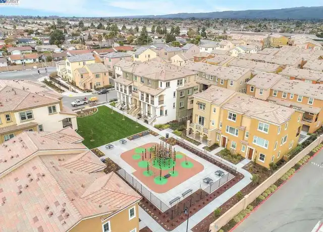 Property at 38870 Coneflower Pl, Newark, CA, 94560, 4 beds, 3.5 baths, [object Object]