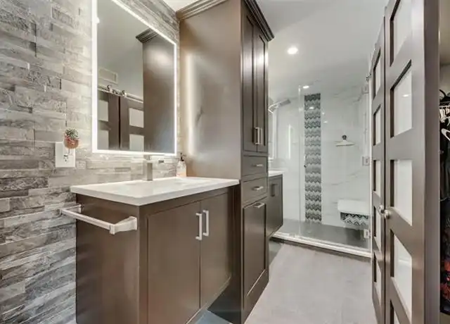 Property at 2652 Entrada Blvd, Irving, TX, 75038, 2 beds, 2.5 baths, [object Object]