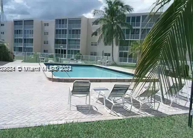 Property at 206 SE 10th St, Dania Beach, FL, 33004, 1 bed, 1 bath, [object Object]
