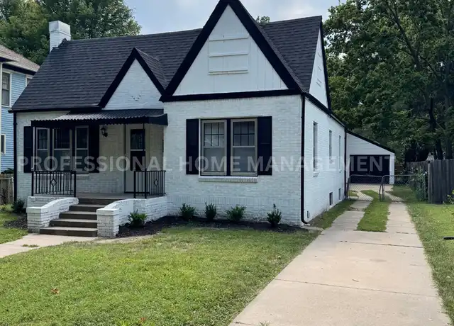 Property at 1221 N Pearce St, Wichita, KS, 67203, 2 beds, 1 bath, [object Object]