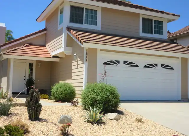 Property at 1911 Willow Ridge Dr, Vista, CA, 92081, 3 beds, 2.5 baths, [object Object]