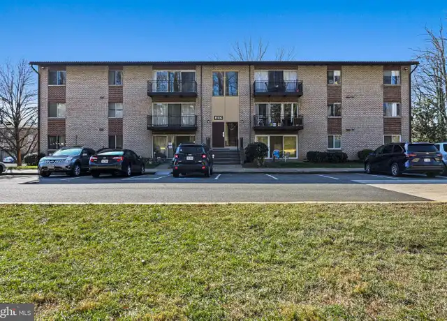 Property at 4106 Mangalore Dr #401, Annandale, VA, 22003, 1 bed, 1 bath, [object Object]