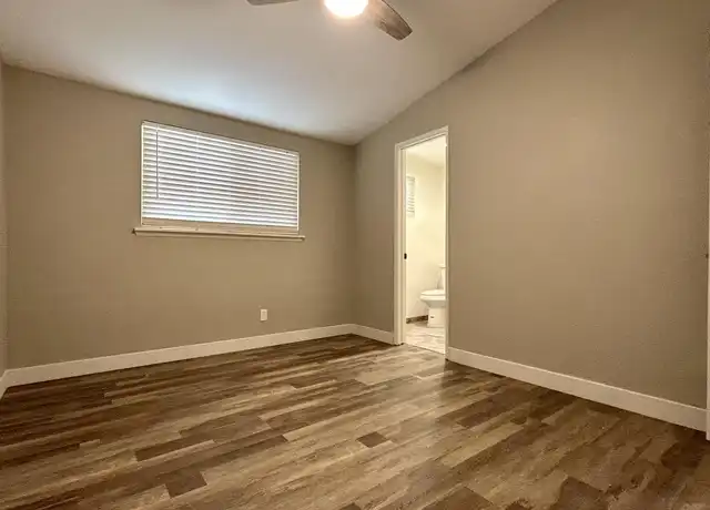 Property at 19028 Drycliff St Unit C, Canyon Country, CA, 91351, 3 beds, 1.5 baths, [object Object]