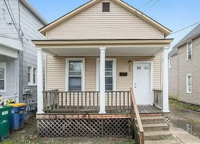 Property at 204 Lexington Ave NW, Grand Rapids, MI, 49504, 1 bed, 1 bath, [object Object]