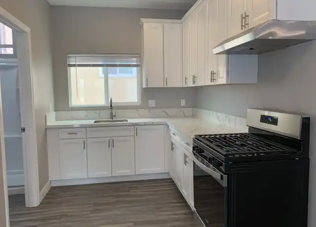 Property at 3927 Thorn St, San Diego, CA, 92105, 5 beds, 3 baths, [object Object]