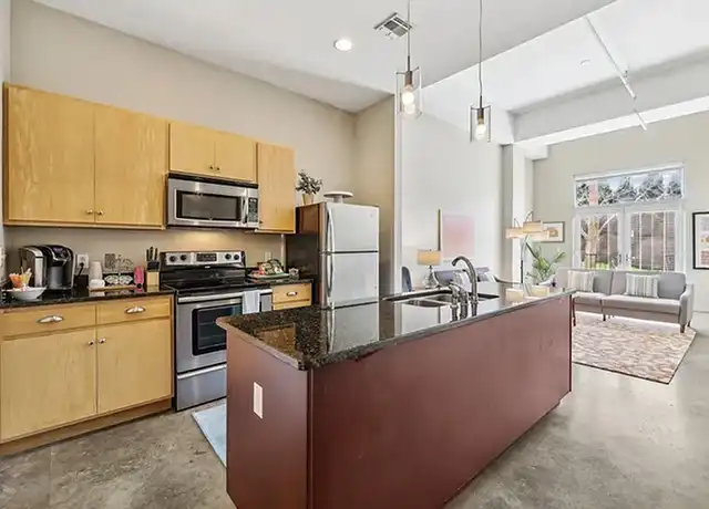 Property at The Marquee at Belle Meade - 4400 Ridgefield Way, Nashville, TN, 37205, 1 bed, 1.5 baths, [object Object]