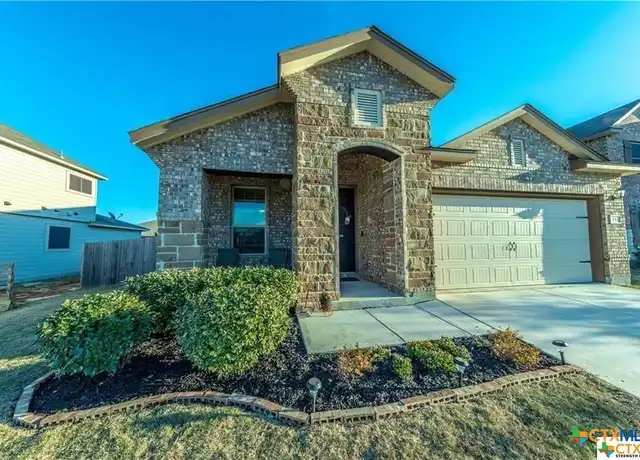 Property at 141 Citori Path, New Braunfels, TX, 78130, 4 beds, 3 baths, [object Object]