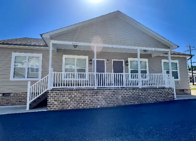 Property at 1567 14th Ave NE Unit A, Hickory, NC, 28601, 2 beds, 2 baths, [object Object]