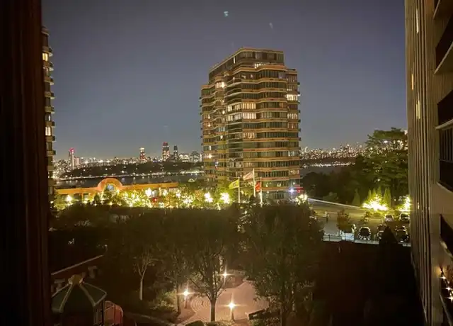 Property at 200 Winston Dr Unit 310, Cliffside Park, NJ, 07010, 2 beds, 2 baths, [object Object]
