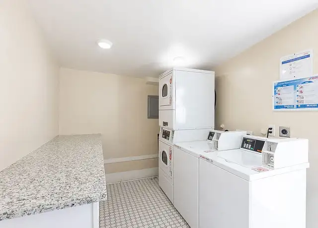 Photo of 100 Duane St, Redwood City, CA 94062