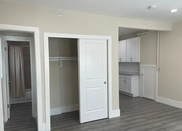 Photo of 100 Duane St, Redwood City, CA 94062