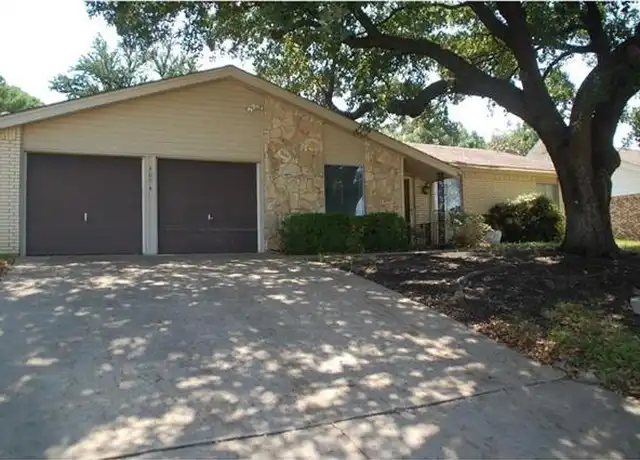 Property at 409 Wilshire Dr, Euless, TX, 76040, 3 beds, 2 baths, [object Object]