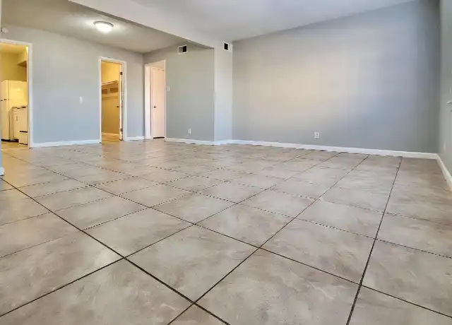Property at 3904 Englewood Cir, Odessa, TX, 79762, 1 bed, 1 bath, [object Object]