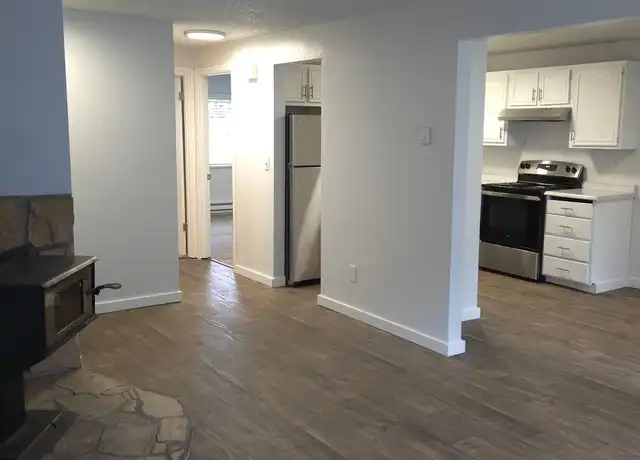 Property at 1015 18th St NE Unit 1015 C, Auburn, WA, 98002, 2 beds, 1 bath, [object Object]