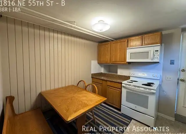 Property at 1816 NE 55th St Unit B, Seattle, WA, 98105, 3 beds, 1 bath, [object Object]