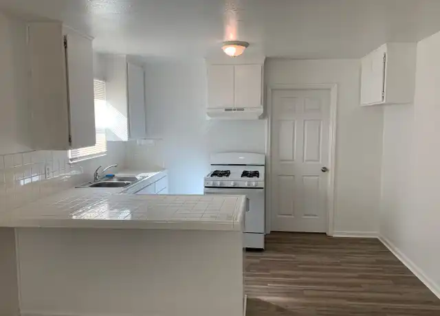 Property at 718 Roselawn Ave, Modesto, CA, 95351, 2 beds, 1 bath, [object Object]